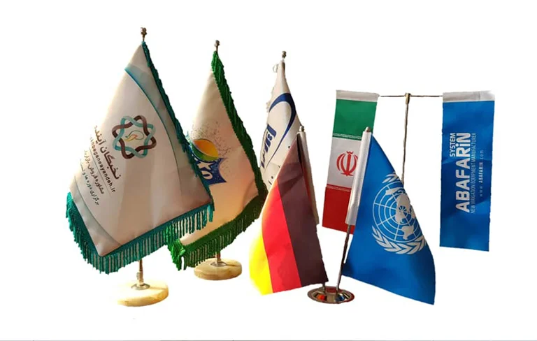 اهمیت نصب صحیح پرچم رومیزی